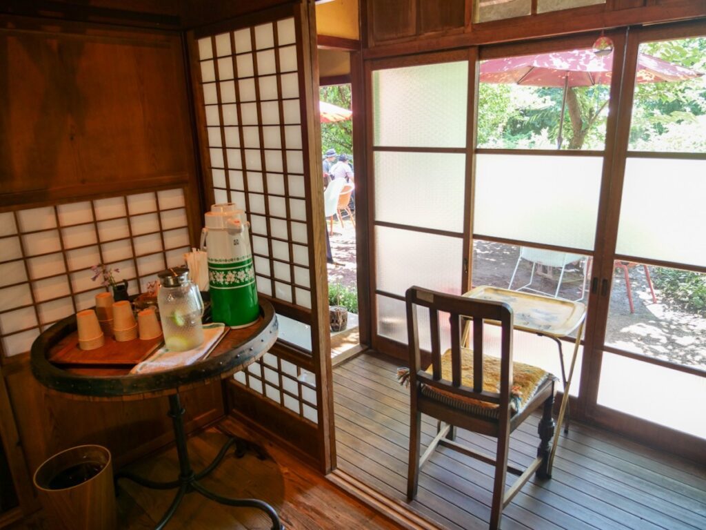 だんごカフェかえる亭御代田 テラス席